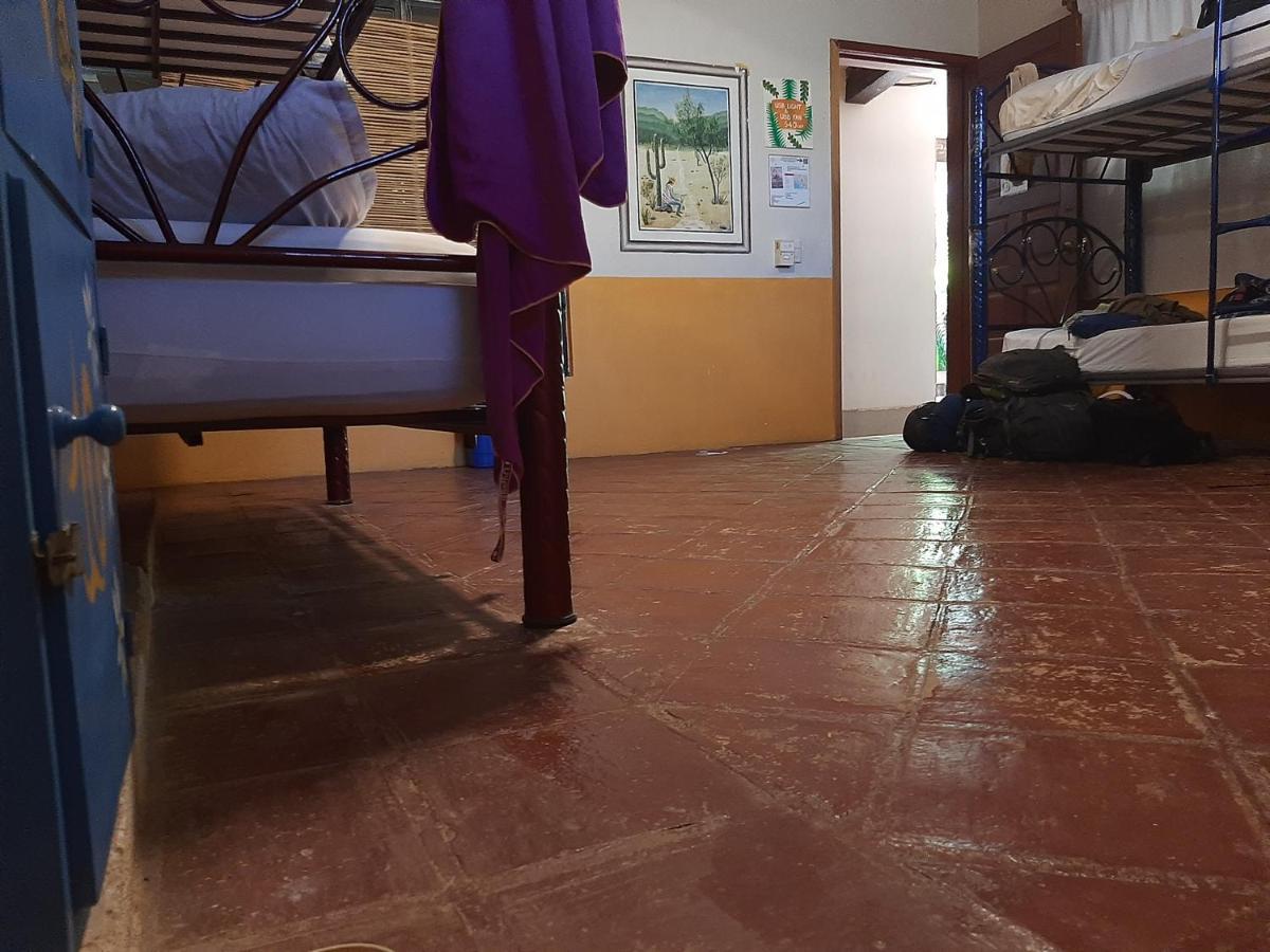 Tower Bridge Hostel Puerto Escondido  Bagian luar foto