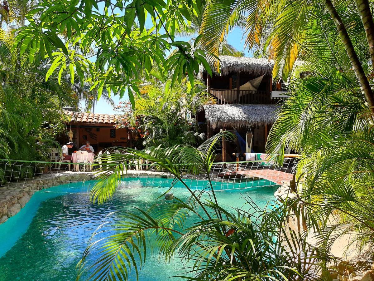 Tower Bridge Hostel Puerto Escondido  Bagian luar foto
