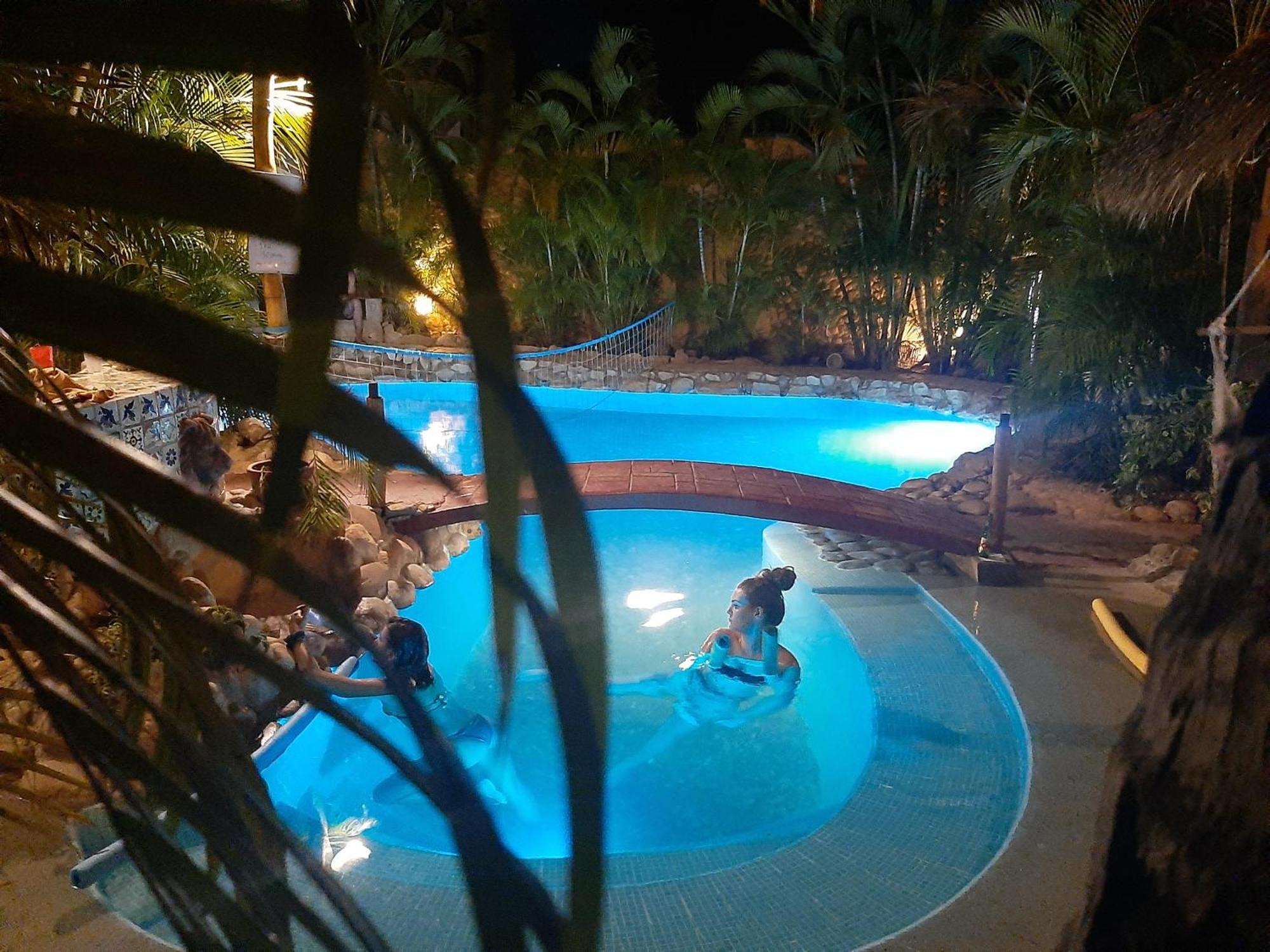 Tower Bridge Hostel Puerto Escondido  Bagian luar foto