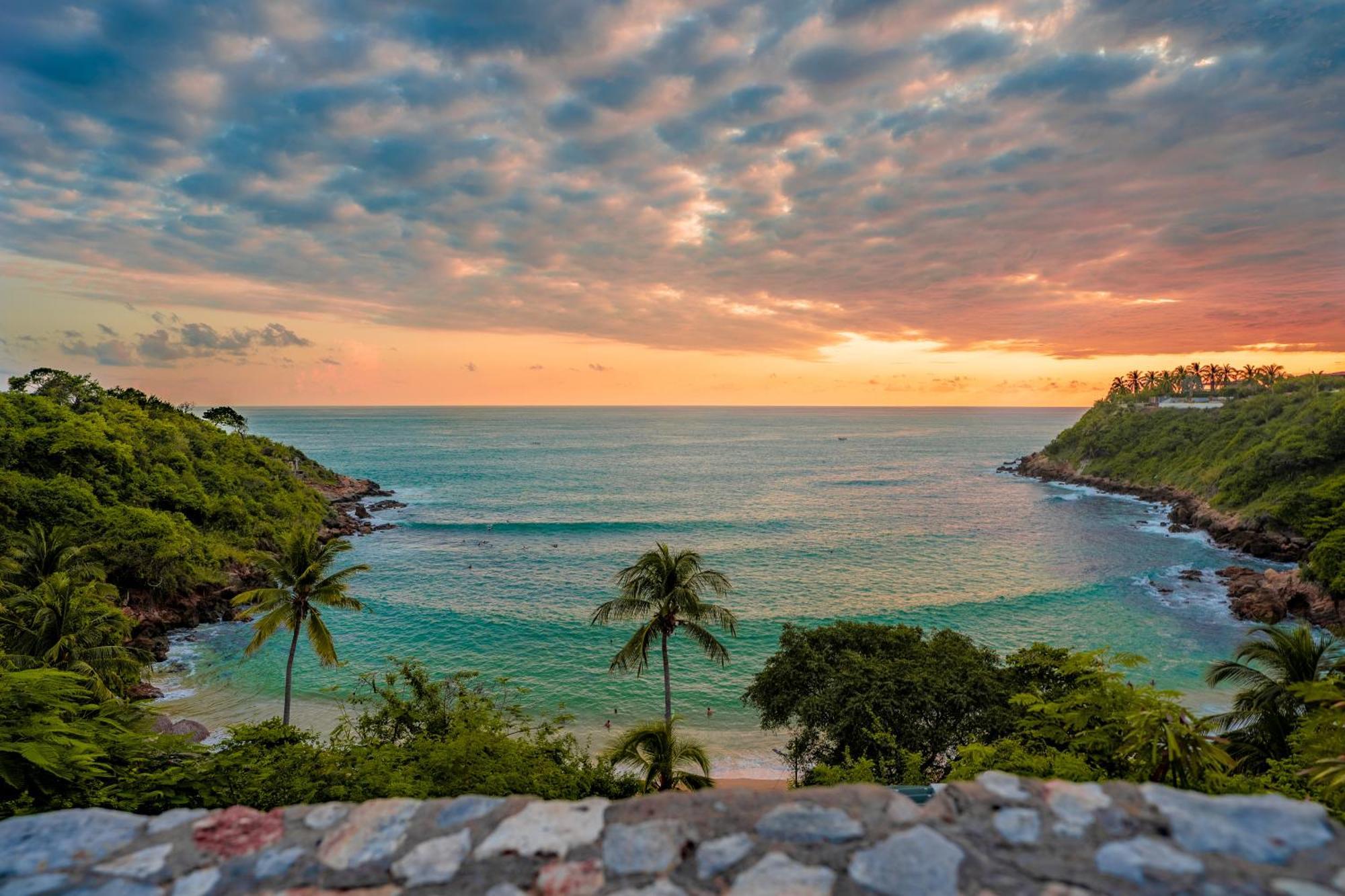 Tower Bridge Hostel Puerto Escondido  Bagian luar foto