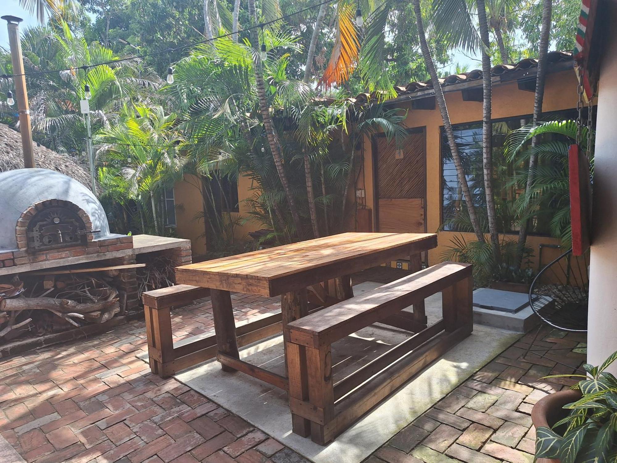Tower Bridge Hostel Puerto Escondido  Bagian luar foto