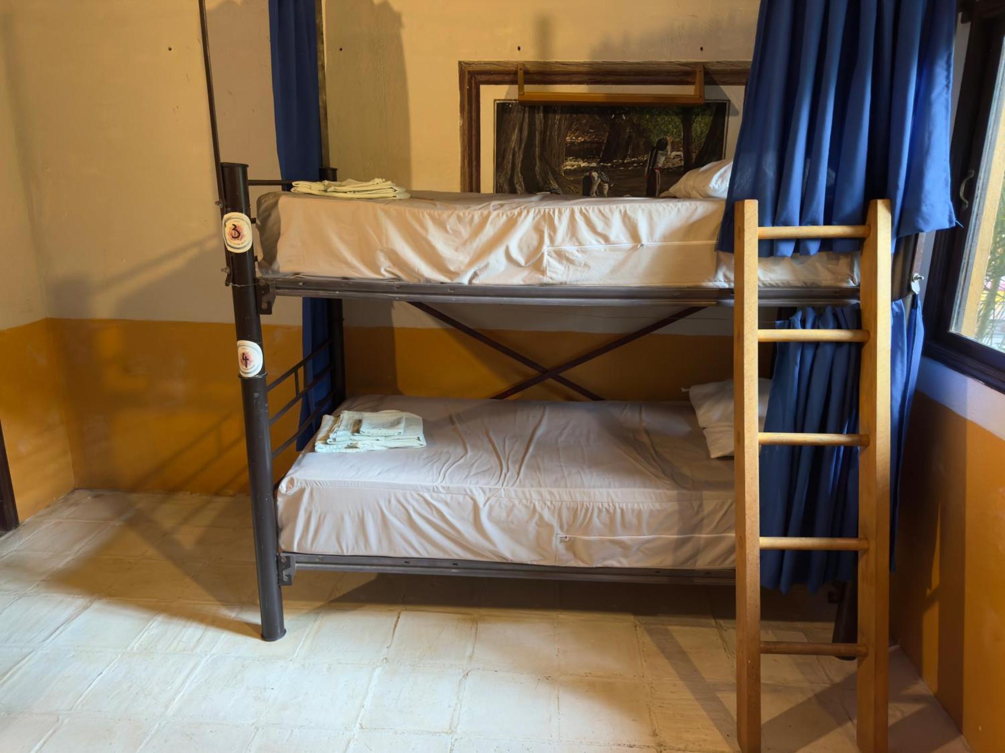 Tower Bridge Hostel Puerto Escondido  Bagian luar foto